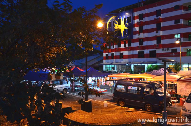 ランカウイ ナイト マーケット （Langkawi Night Market)