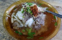 クェッティオ　スープ　プルッ(Kuey Teow Sup Perut)